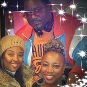 Meet your Posher, Myra